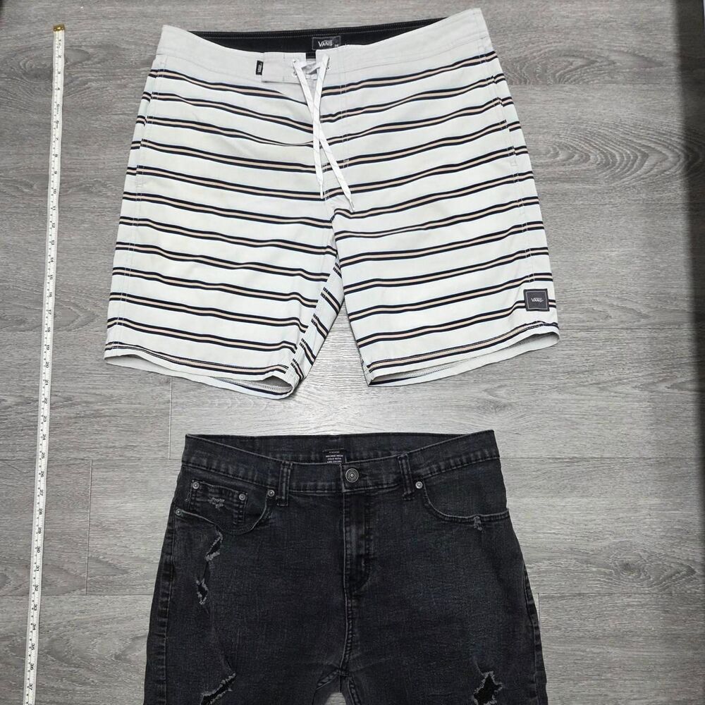 Vans Men's Black and White Shorts